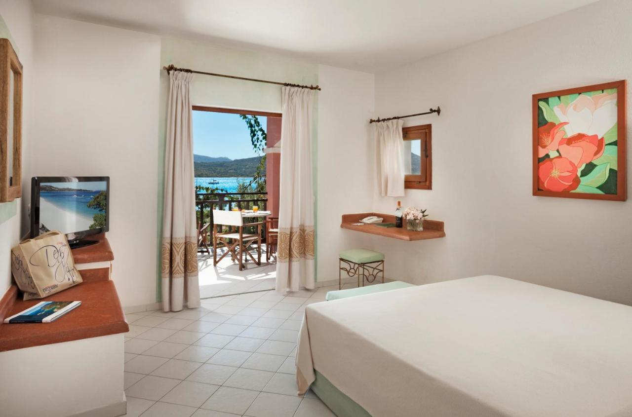 Cala Di Falco 4*