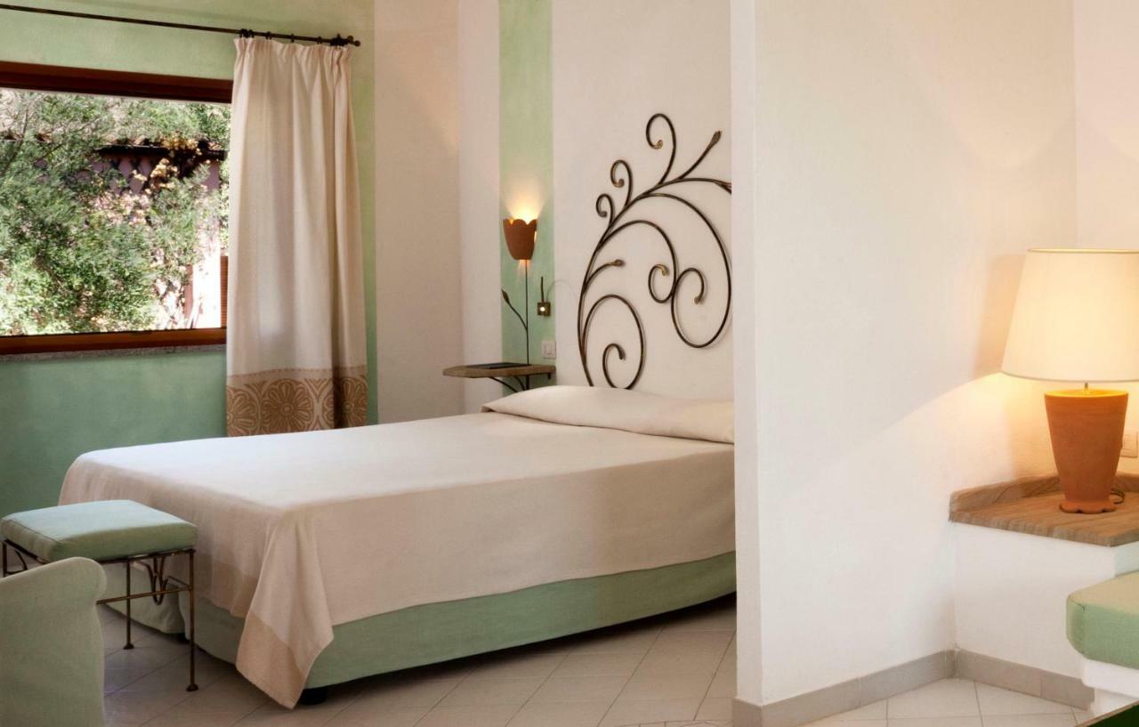 Cala Di Falco 4*